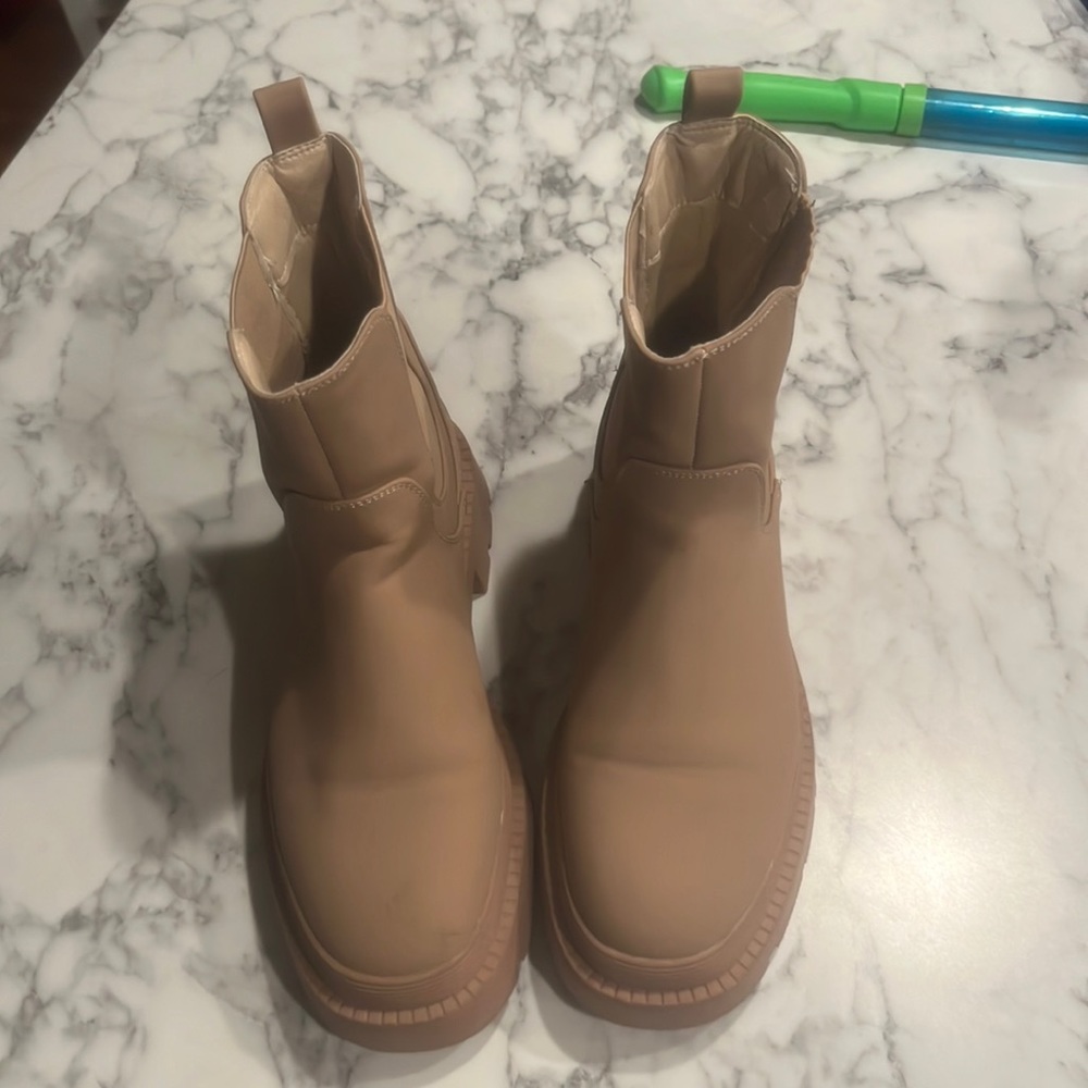 Boots ❤️